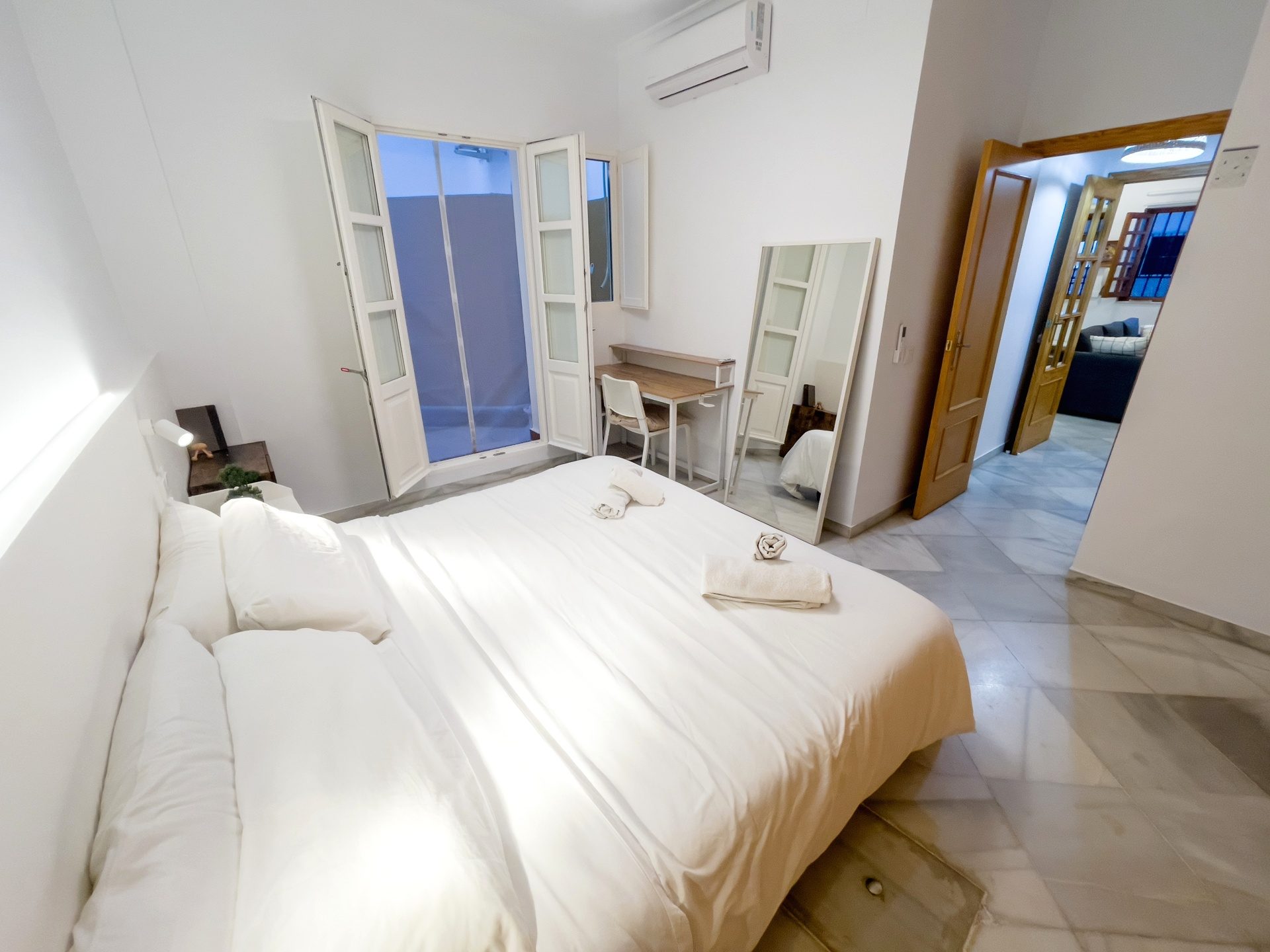 Encantadora Vivienda de 1 Habitación en Rodrigo de Triana, Sevilla