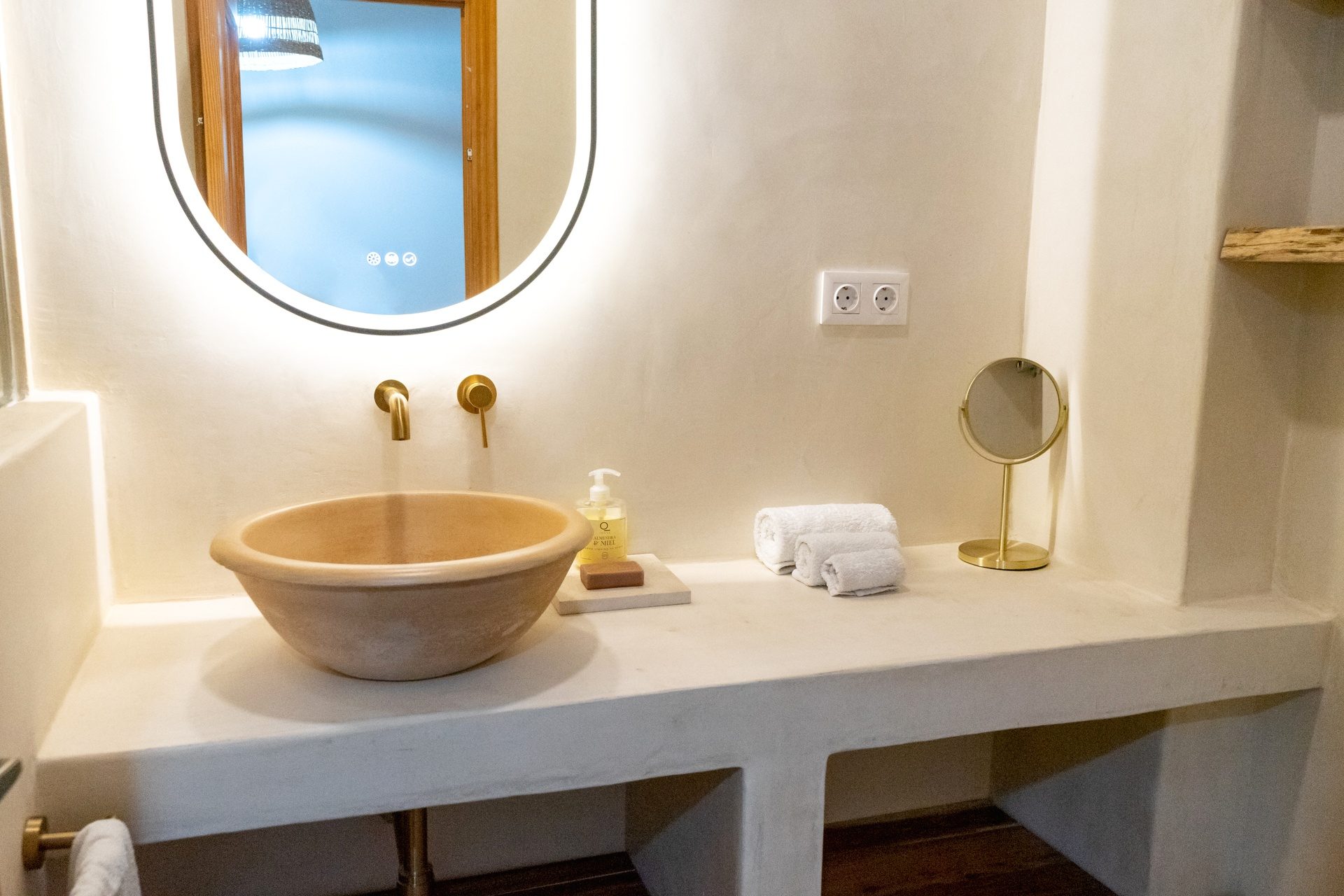 Encantadora Vivienda de 1 Habitación en Rodrigo de Triana, Sevilla