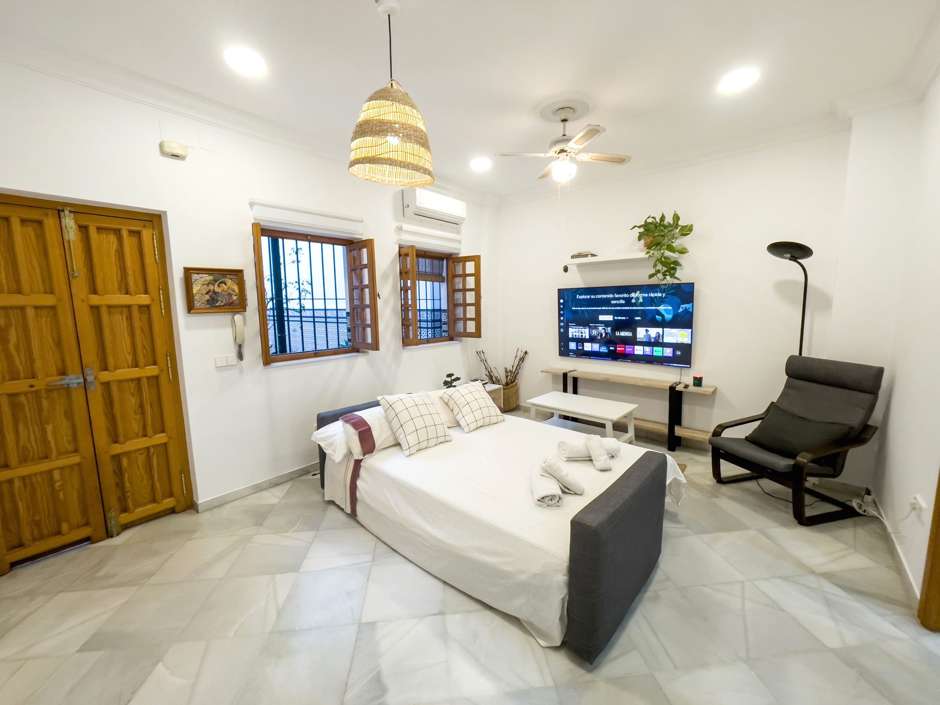 Encantadora Vivienda de 1 Habitación en Rodrigo de Triana, Sevilla