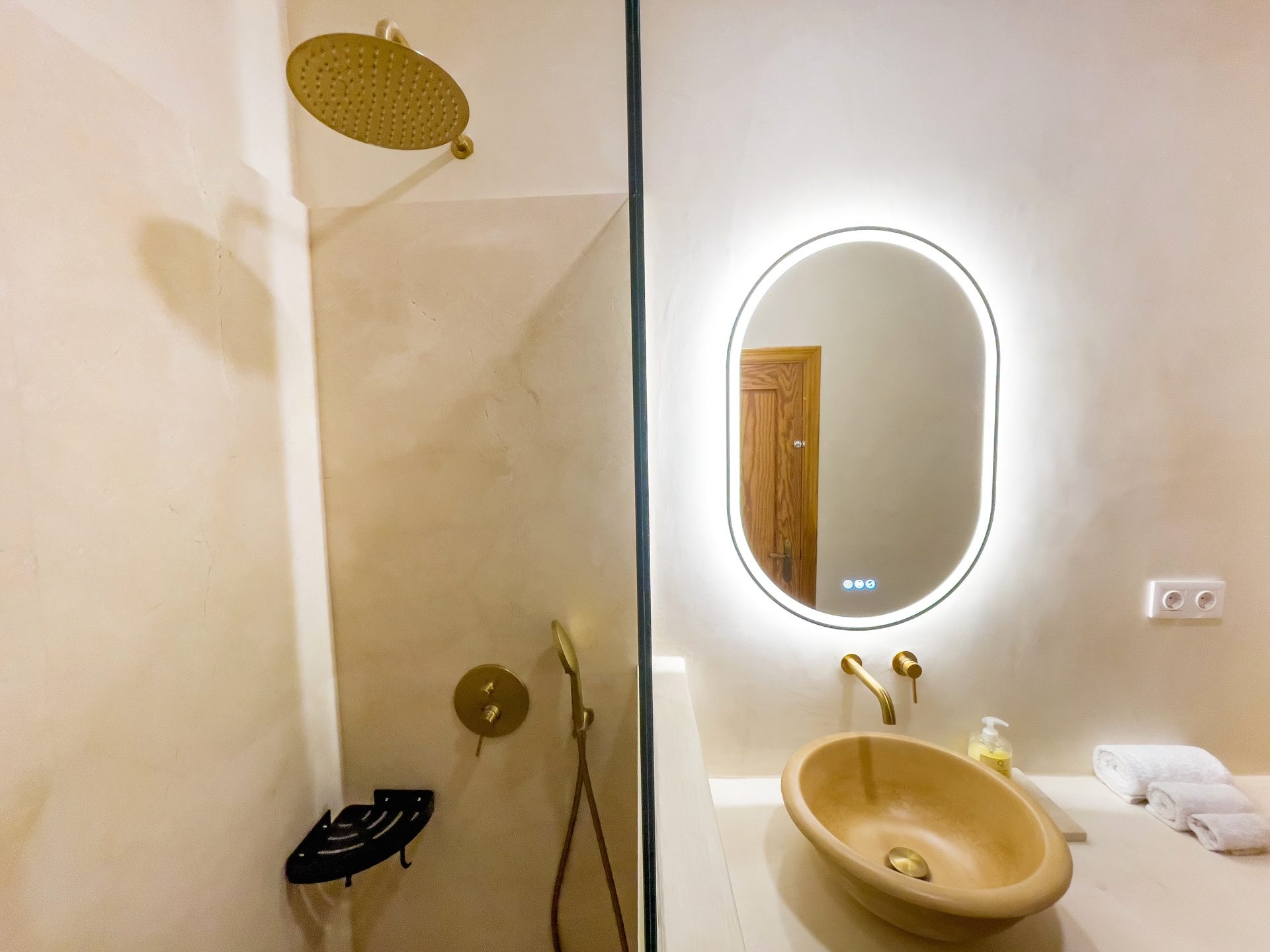 Encantadora Vivienda de 1 Habitación en Rodrigo de Triana, Sevilla