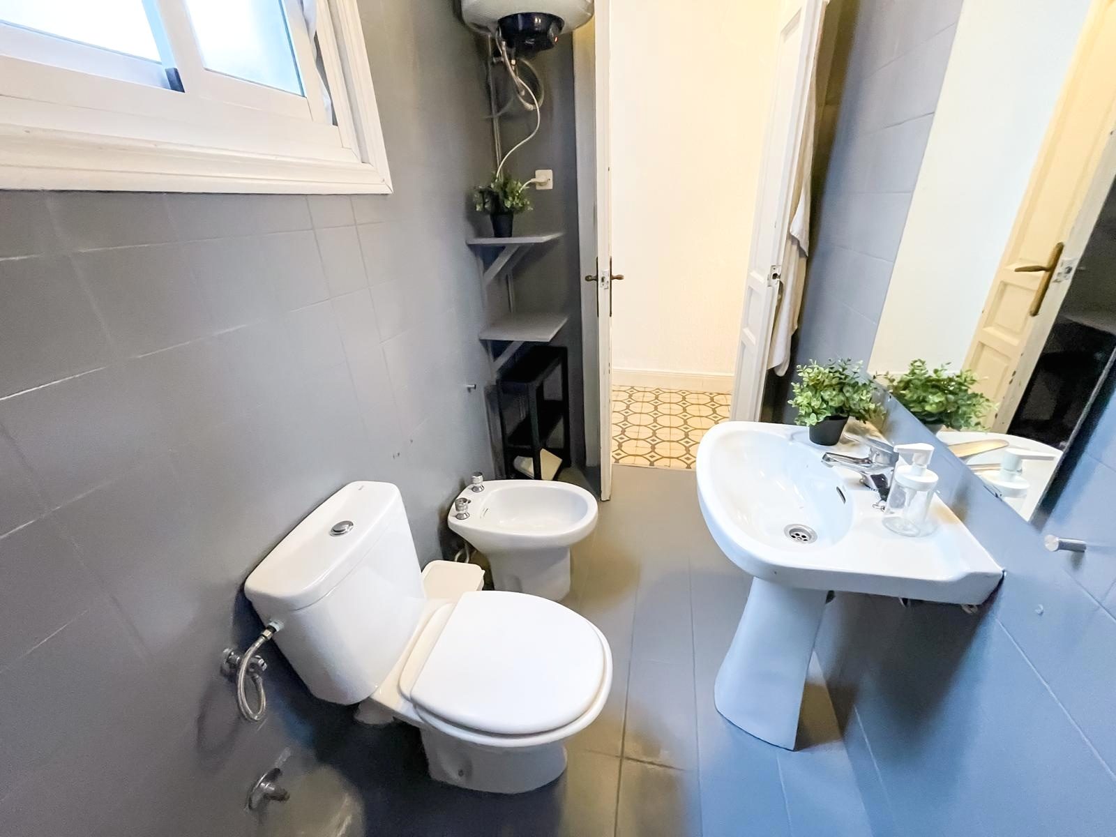 Vive en el Centro de Sevilla – Apartamento de 3 Dormitorios