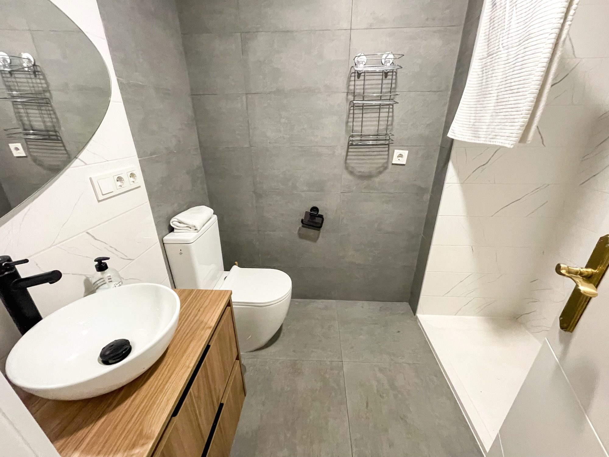 Habitación para estudiantes y Erasmus en Triana, Sevilla