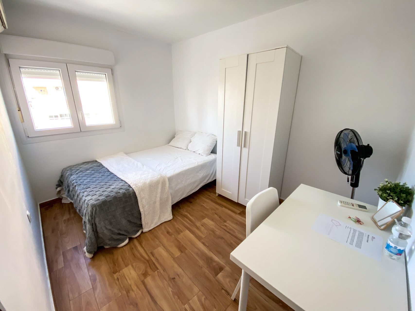 Room for Erasmus students in Triana, Seville