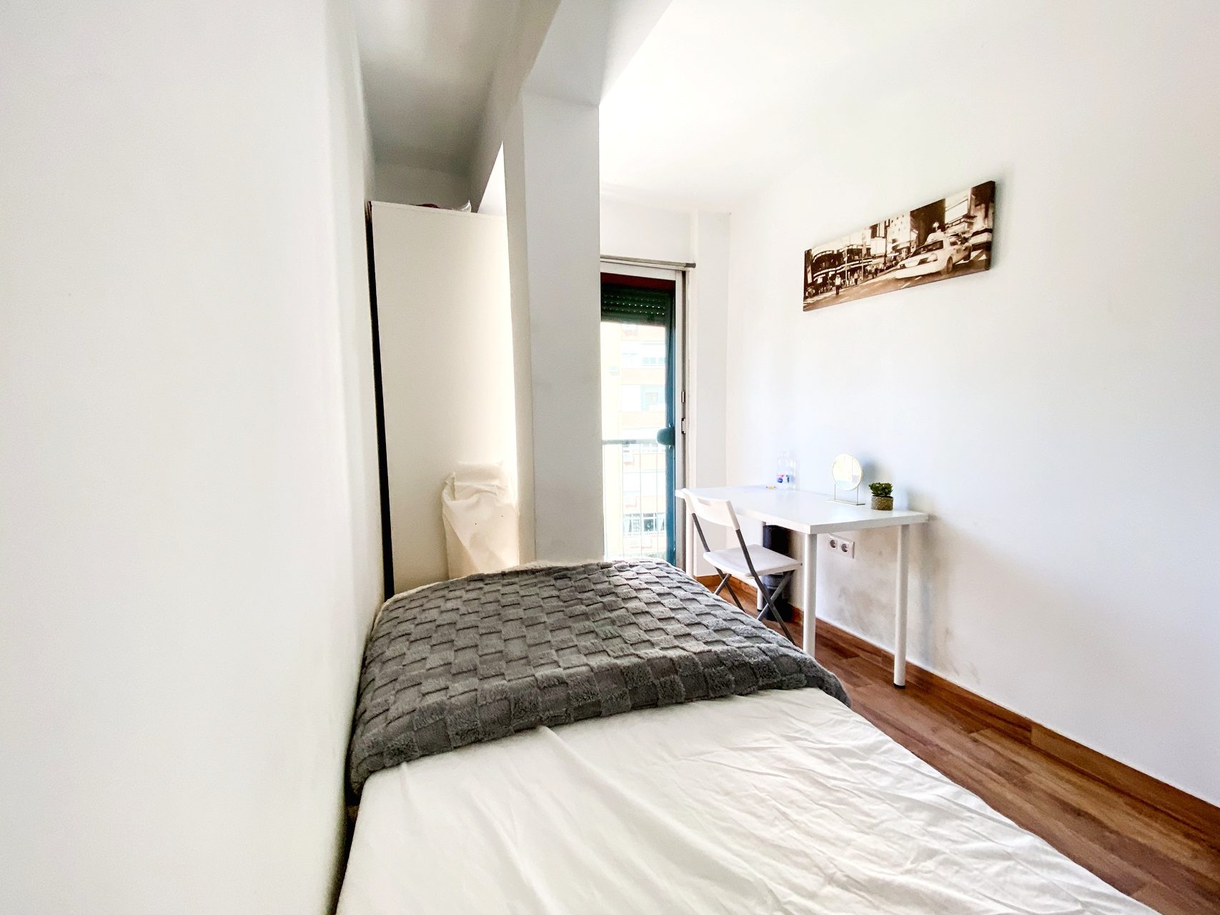 Apartamento de 4 habitaciones ideal para estudiantes en Triana