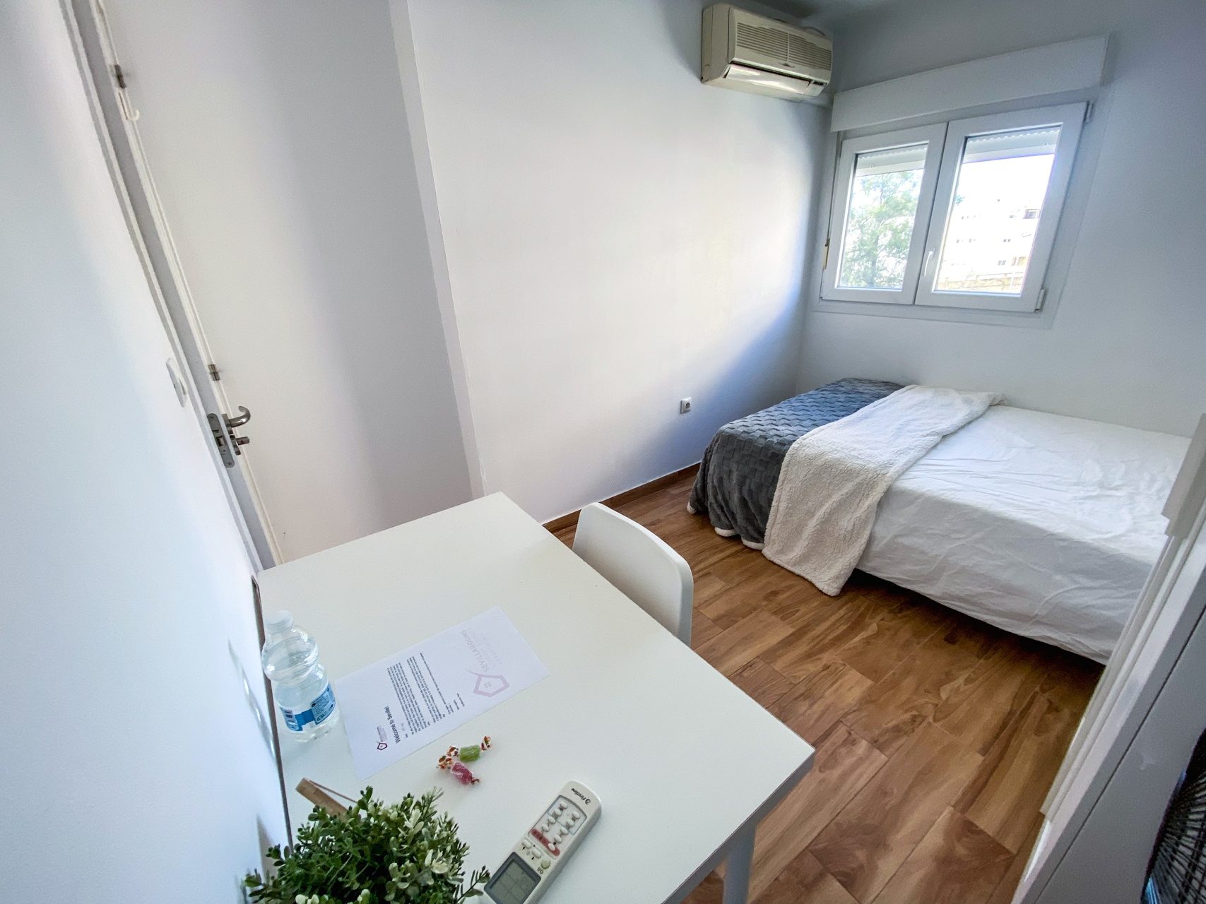 Apartamento de 4 habitaciones ideal para estudiantes en Triana