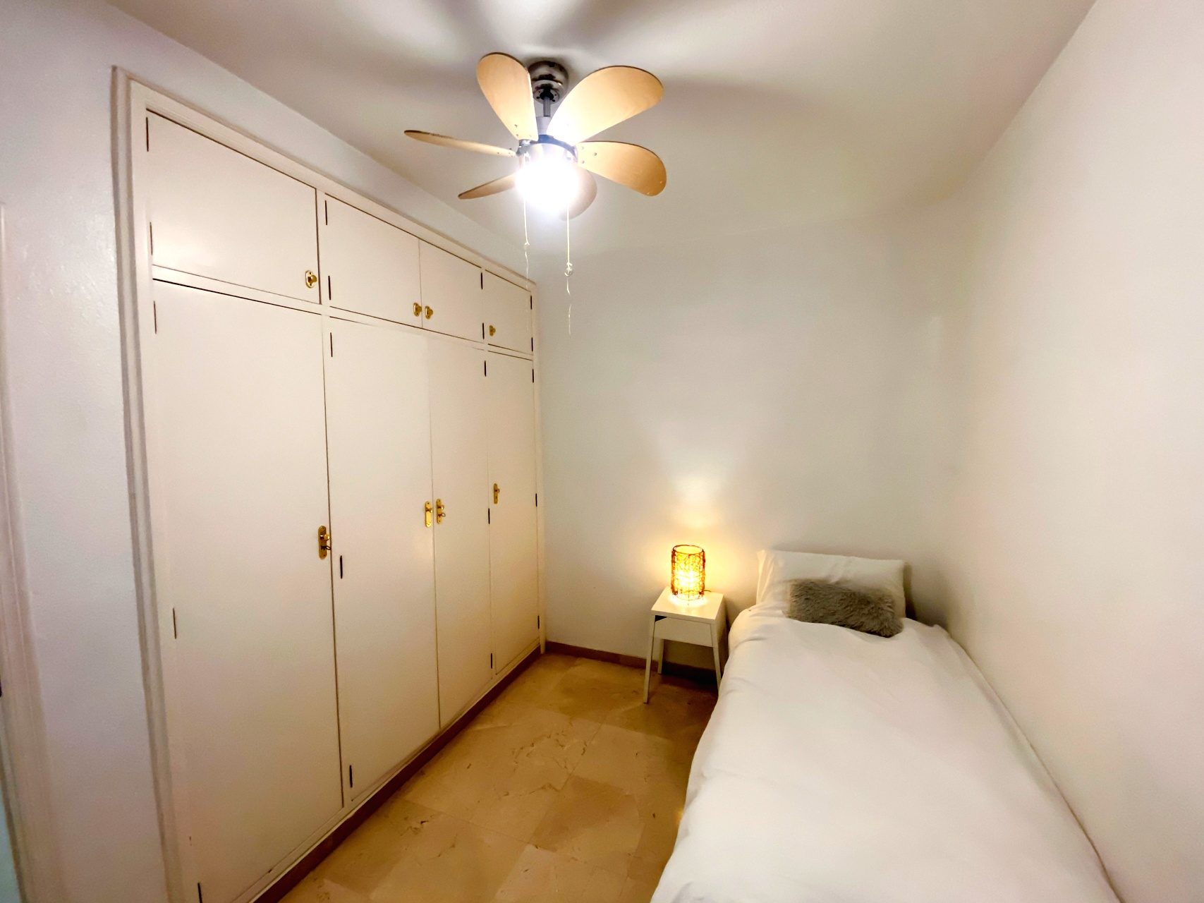 Habitación doble para estudiantes Erasmus en Sur, Sevilla