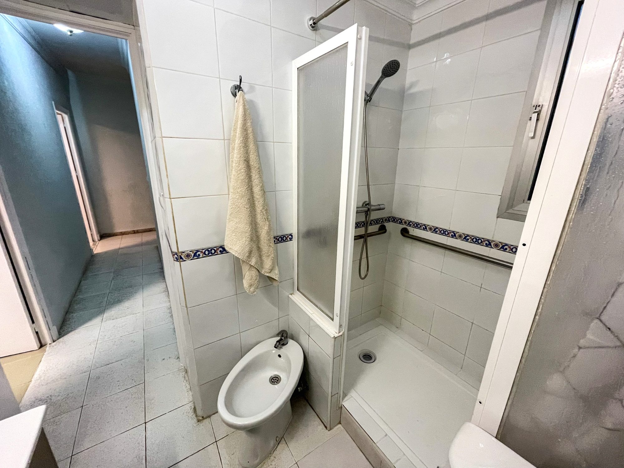 Piso Céntrico de 4 Habitaciones – Juan Manuel Rodriguez Correa/Cruz Roja