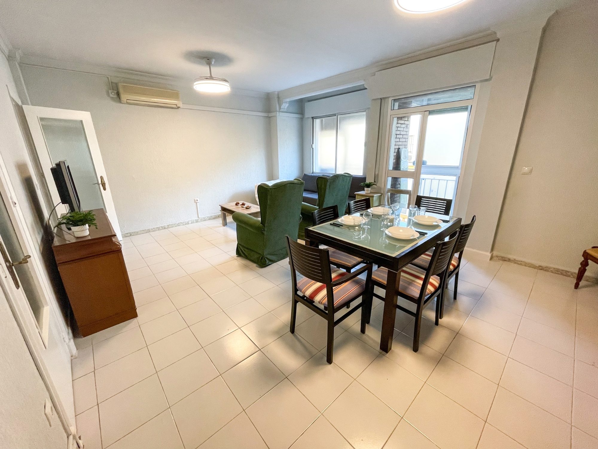 Piso Céntrico de 4 Habitaciones – Juan Manuel Rodriguez Correa/Cruz Roja