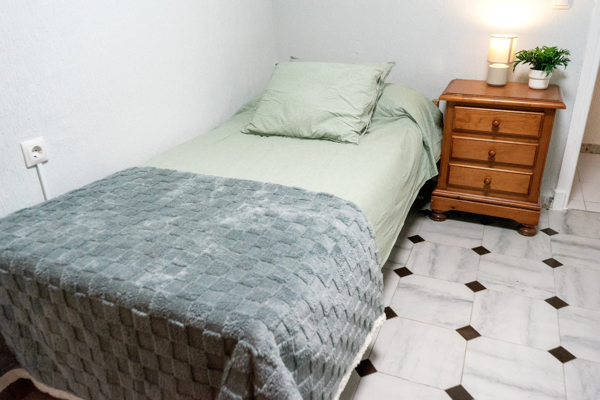 Piso Céntrico de 4 Habitaciones – Juan Manuel Rodriguez Correa/Cruz Roja