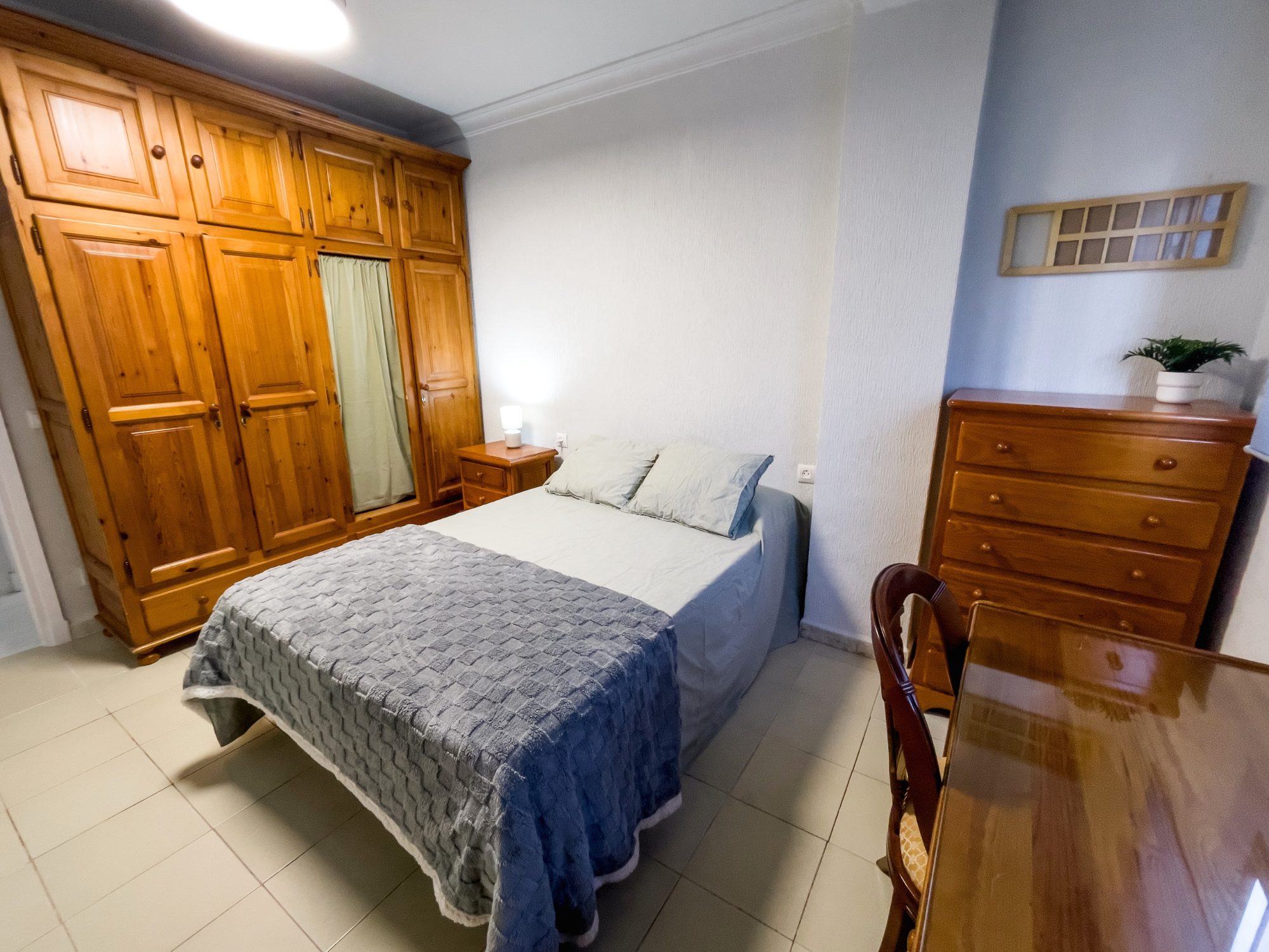 Piso Céntrico de 4 Habitaciones – Juan Manuel Rodriguez Correa/Cruz Roja