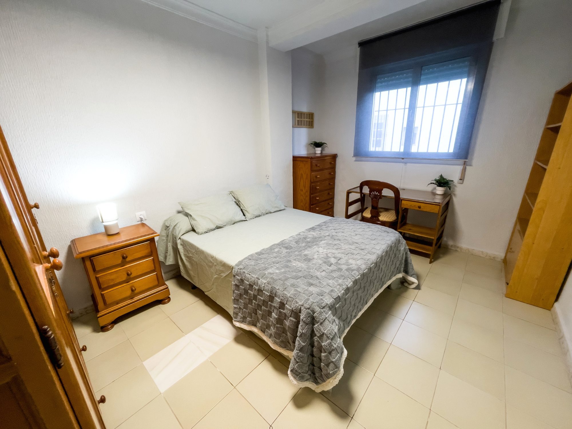 Piso Céntrico de 4 Habitaciones – Juan Manuel Rodriguez Correa/Cruz Roja