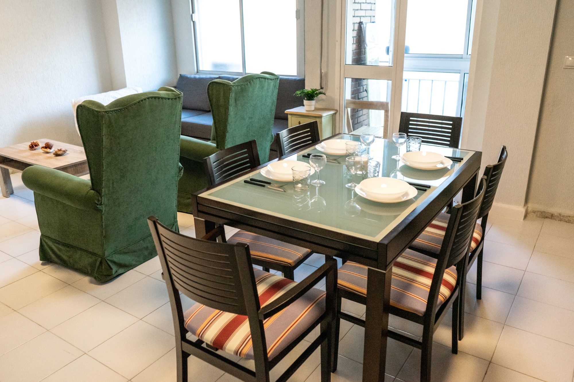 Piso Céntrico de 4 Habitaciones – Juan Manuel Rodriguez Correa/Cruz Roja