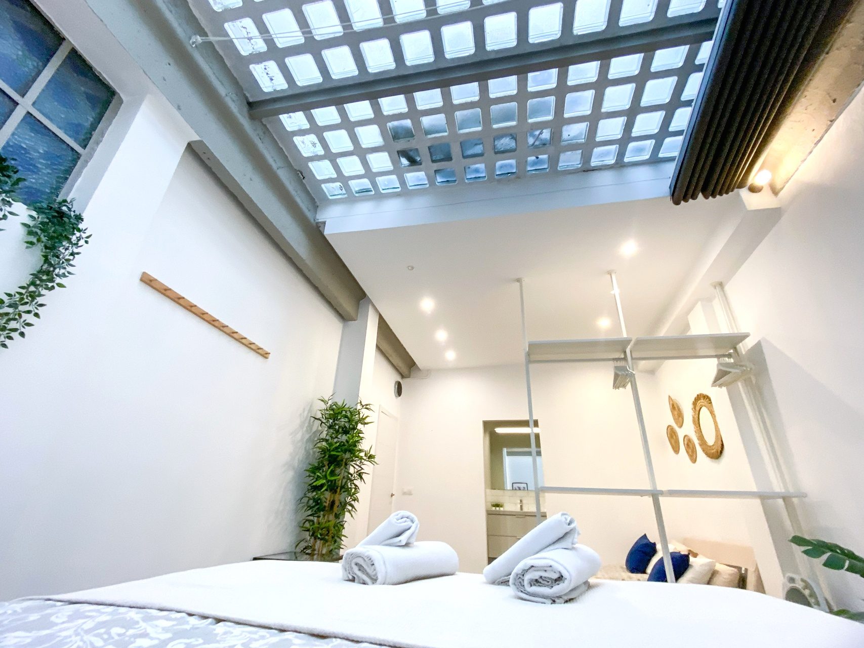 Loft de 2 Habitaciones junto a Calle Betis, Triana