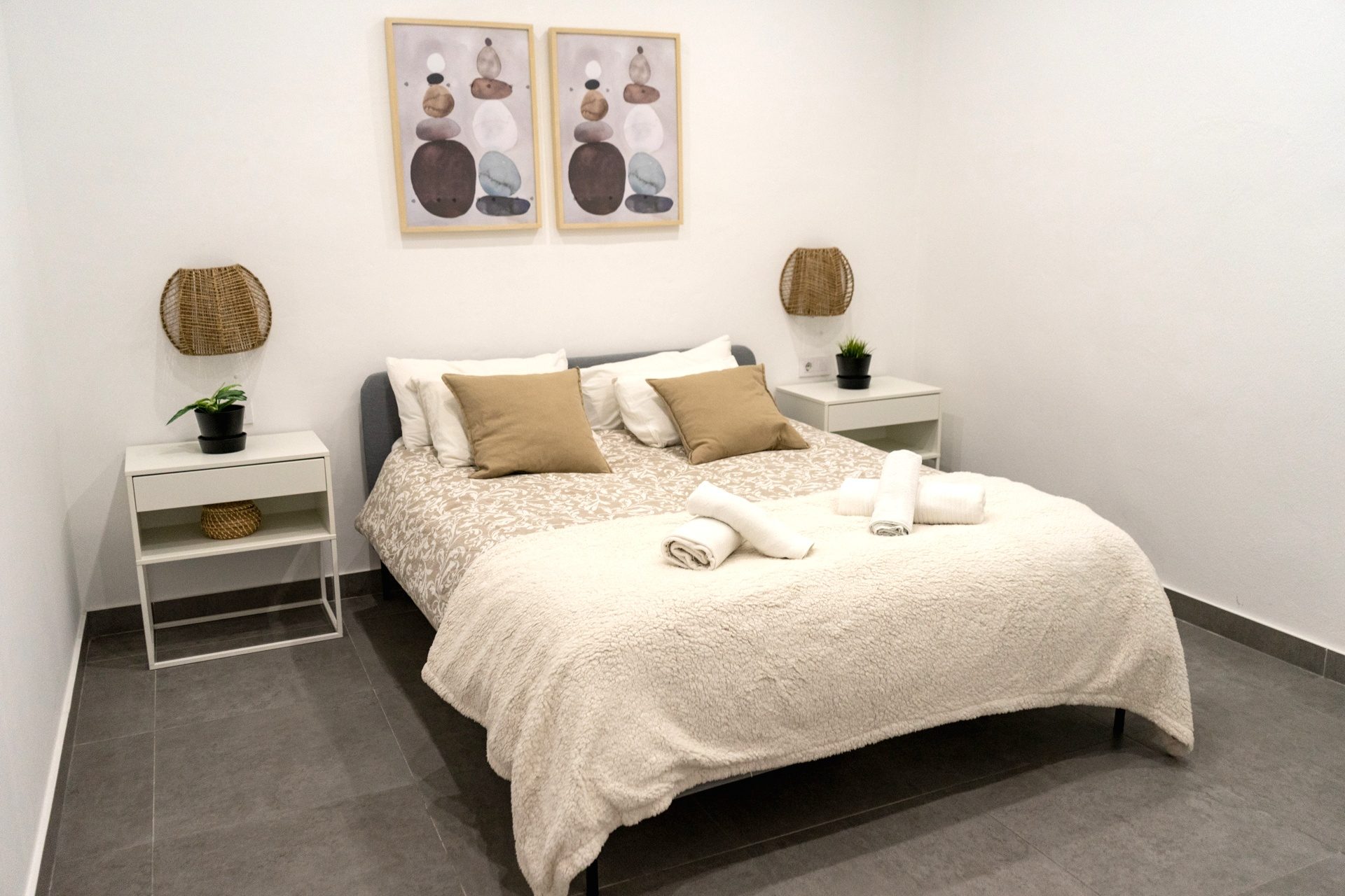 Loft de 2 Habitaciones junto a Calle Betis, Triana