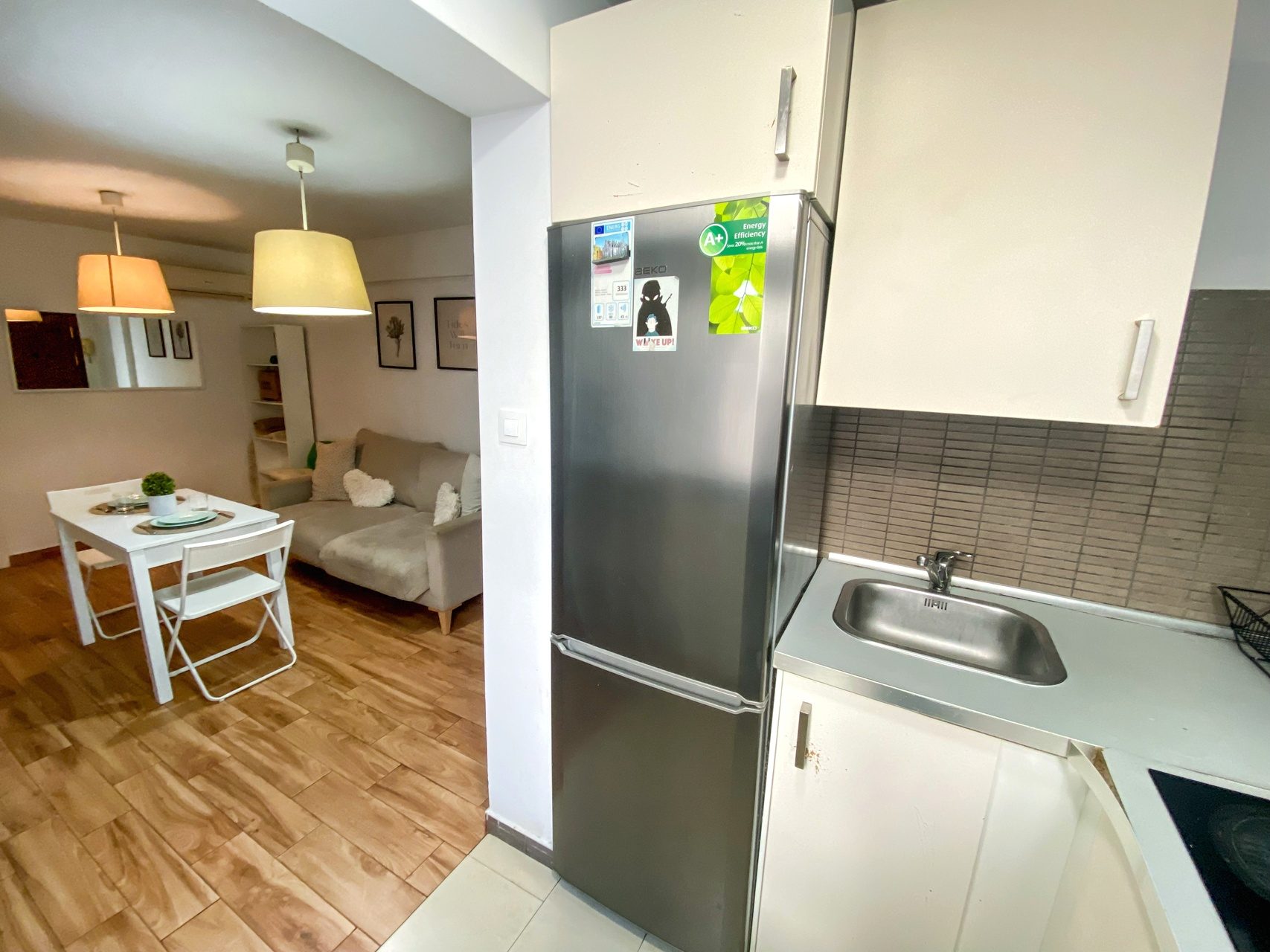  Piso de 4 Habitaciones en el corazón de Triana - Maestro Arrieta