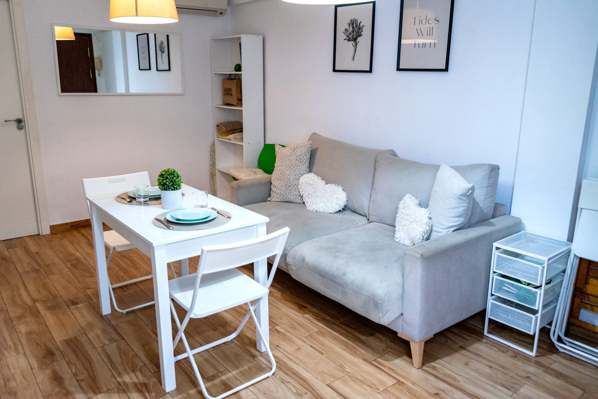  Piso de 4 Habitaciones en el corazón de Triana - Maestro Arrieta