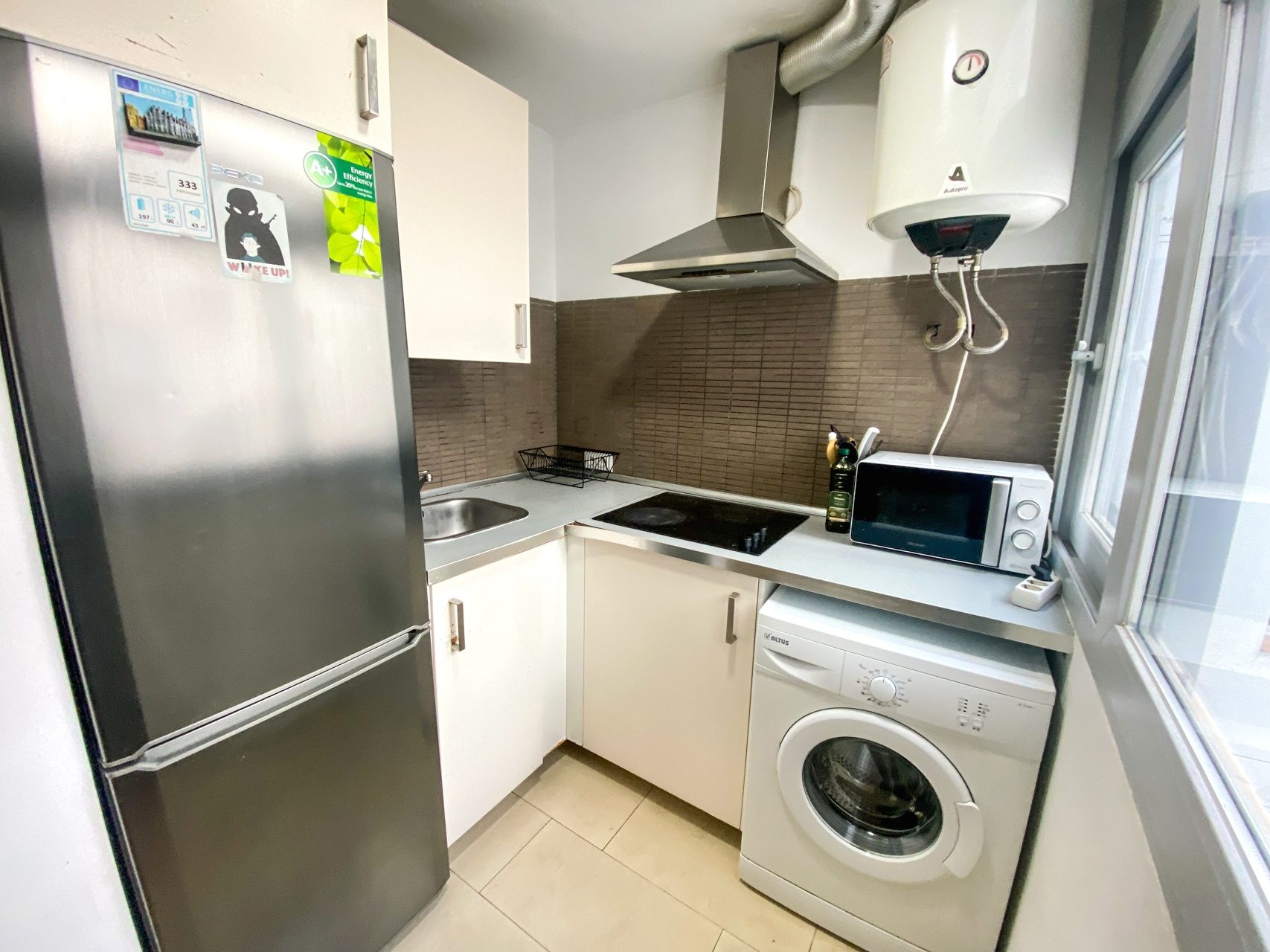  Piso de 4 Habitaciones en el corazón de Triana - Maestro Arrieta