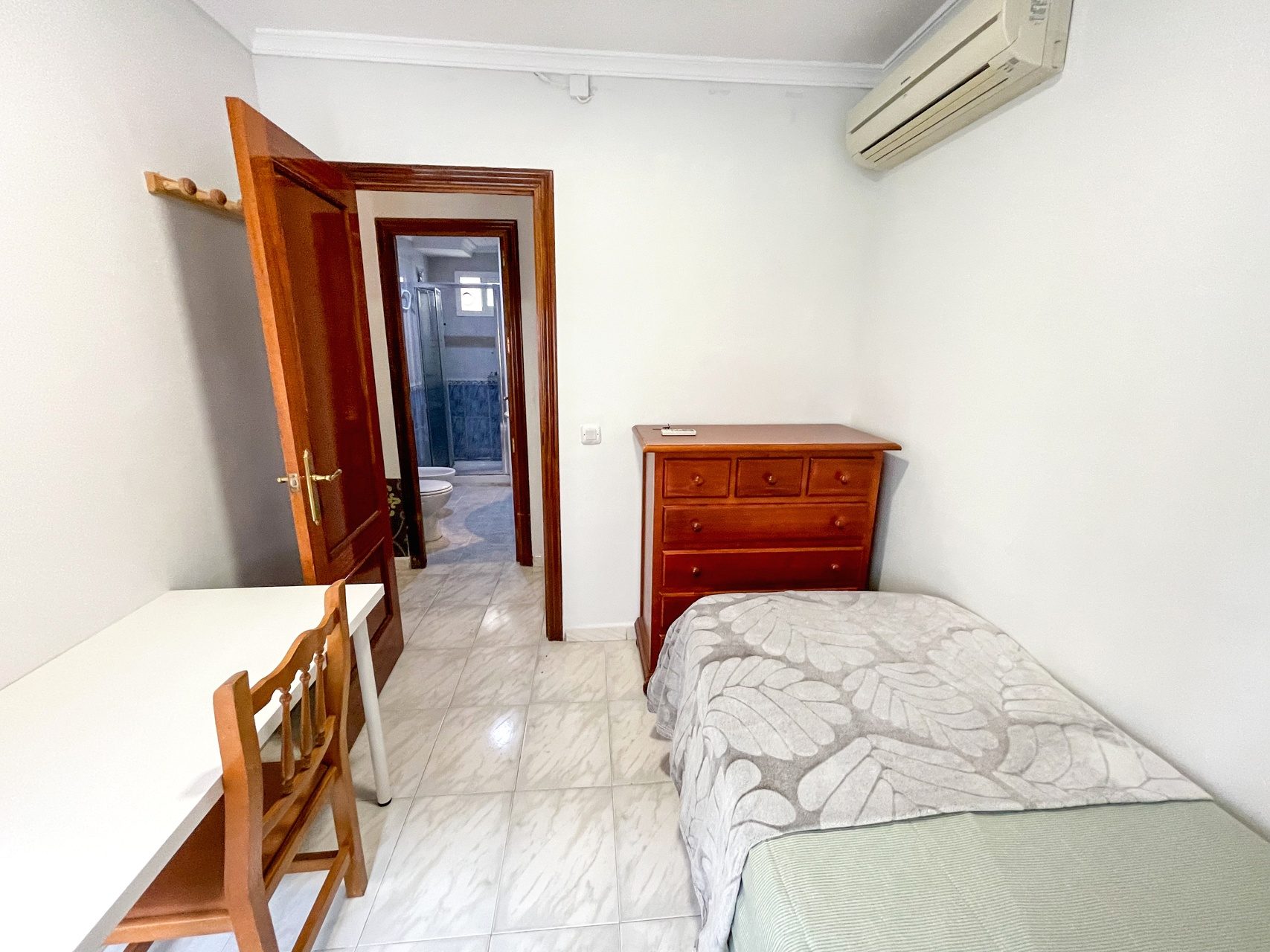 Piso de 3 Habitaciones en Santa Justa – Sevilla