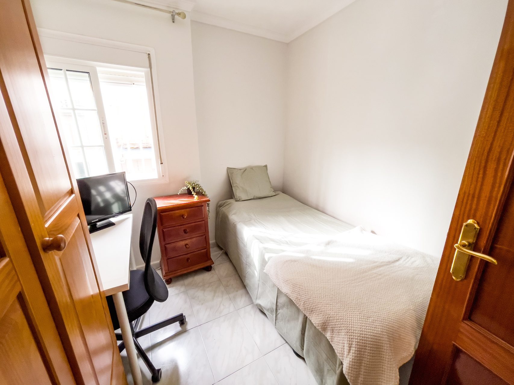 Piso de 3 Habitaciones en Santa Justa – Sevilla
