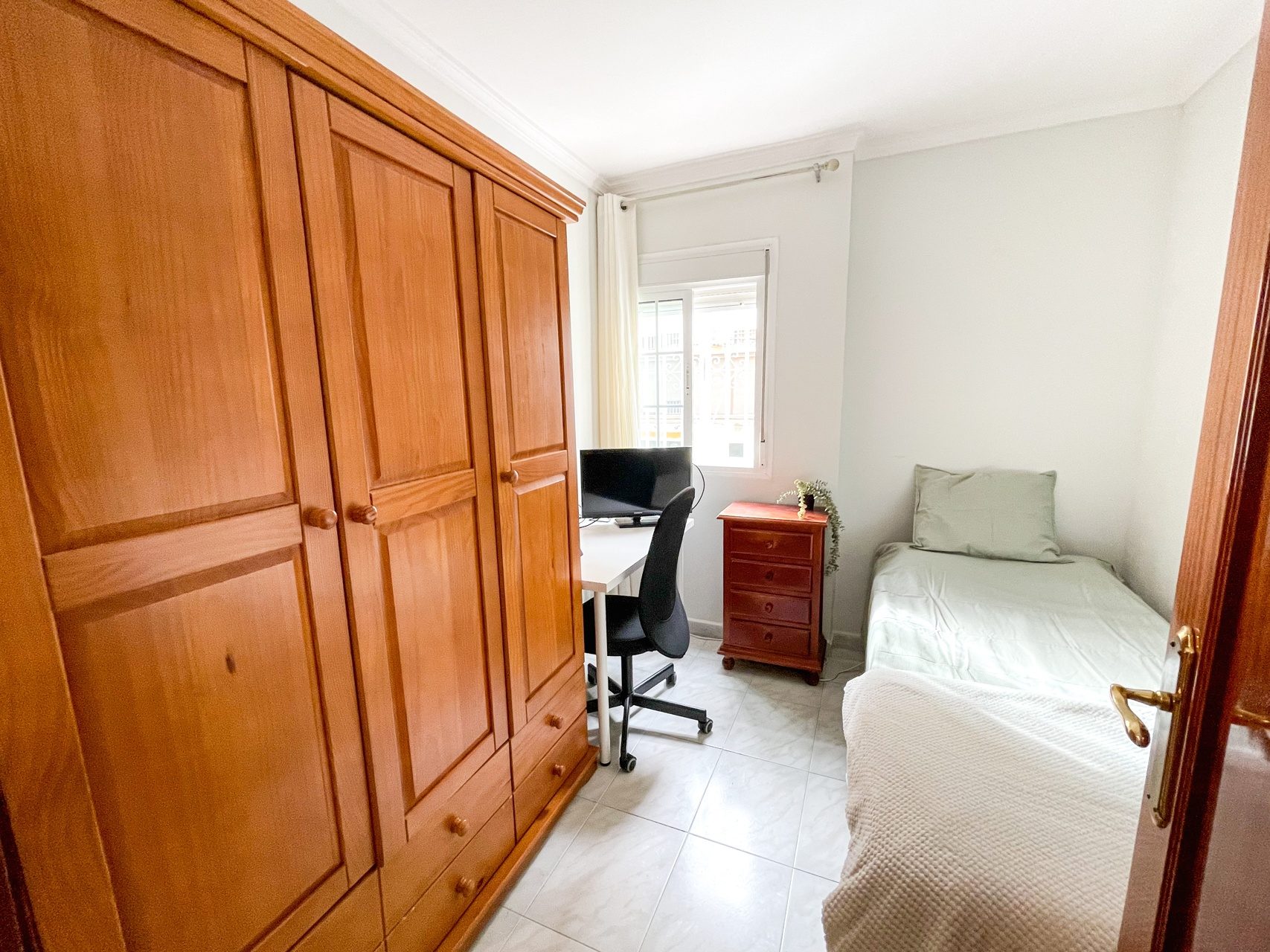 Piso de 3 Habitaciones en Santa Justa – Sevilla