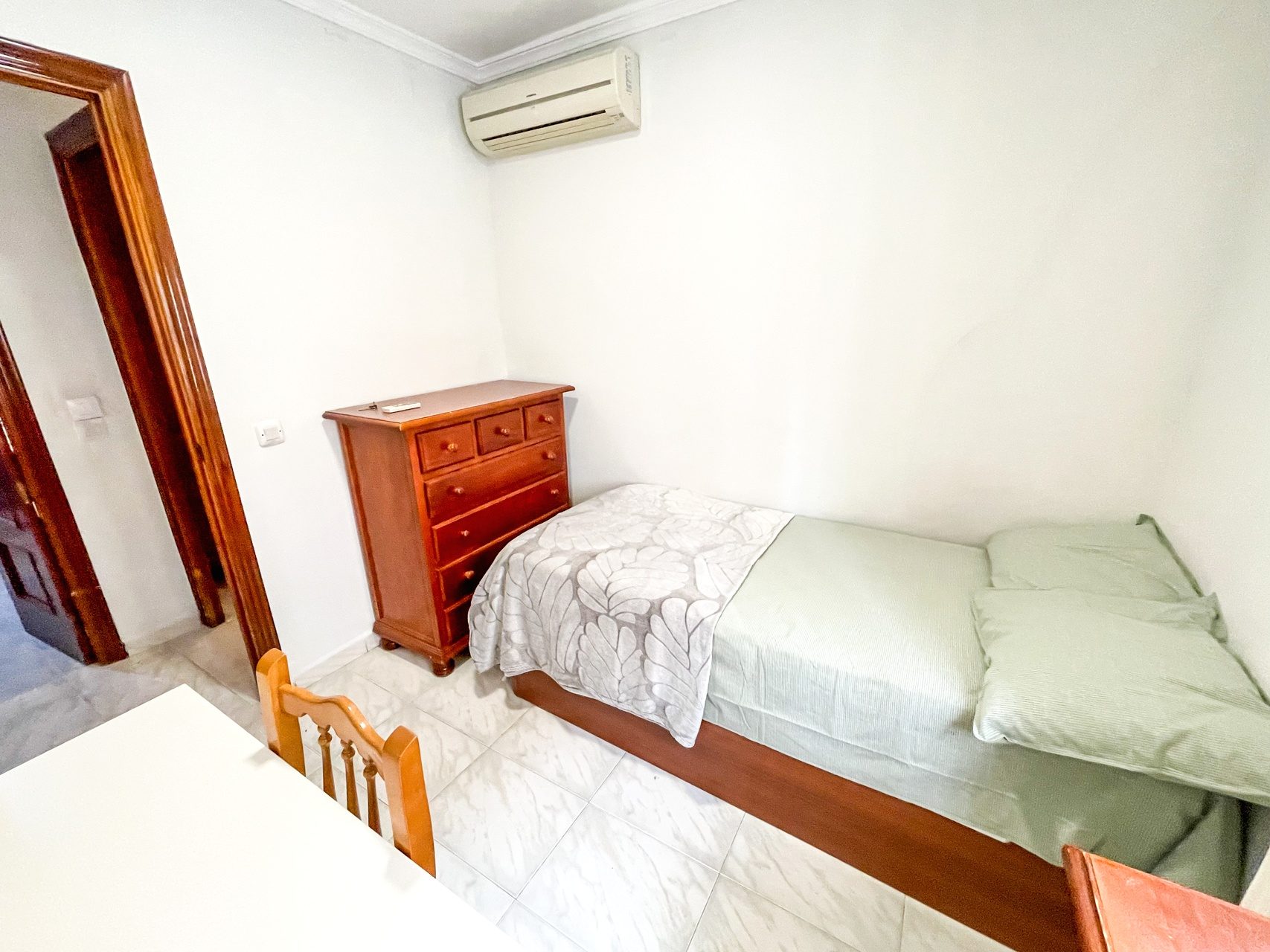 Piso de 3 Habitaciones en Santa Justa – Sevilla