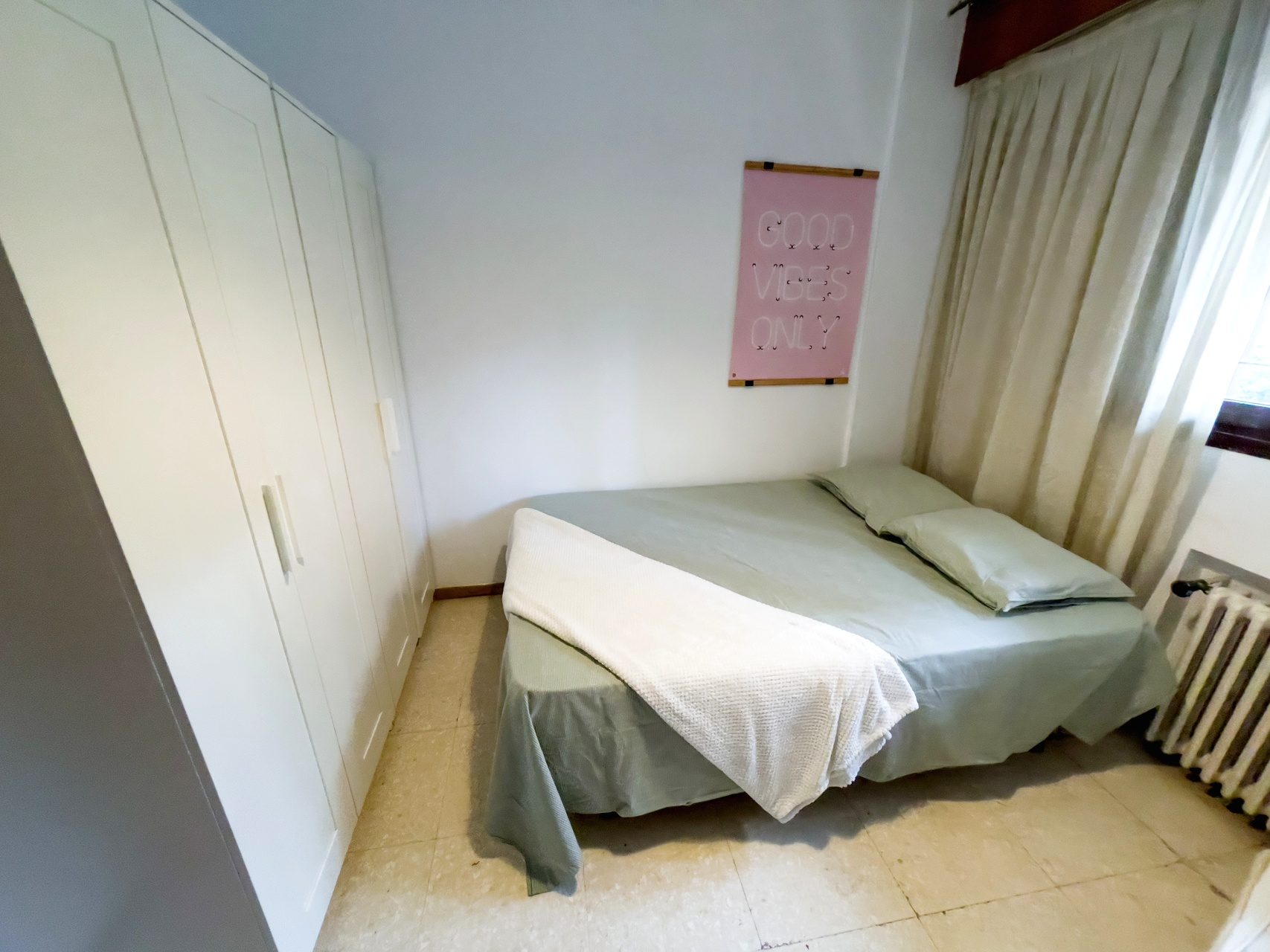 Gran Piso de 5 Habitaciones en Grupo Óscar Carvallo - Nervion