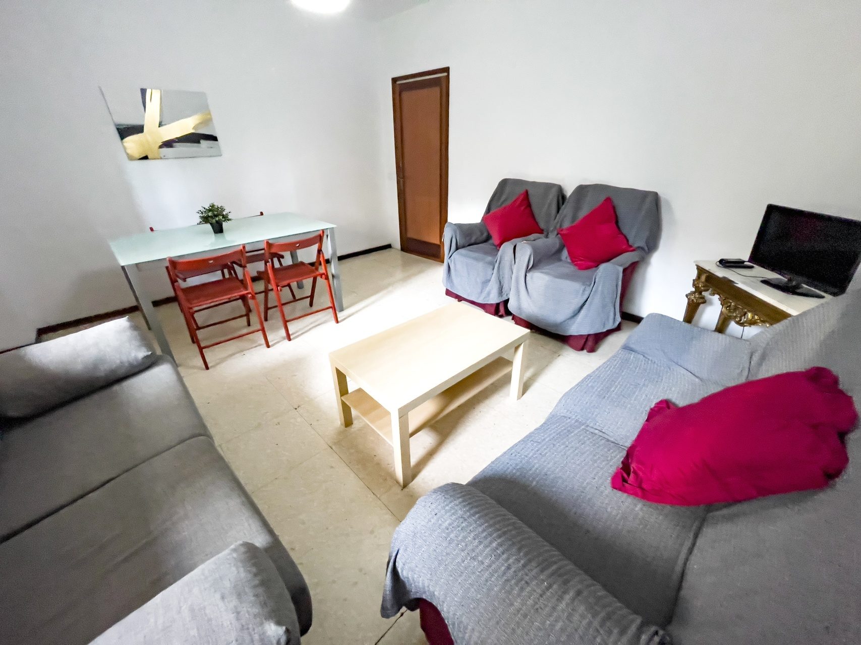 Gran Piso de 5 Habitaciones en Grupo Óscar Carvallo - Nervion