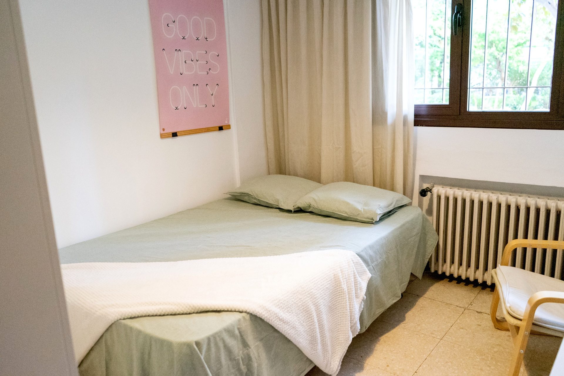 Gran Piso de 5 Habitaciones en Grupo Óscar Carvallo - Nervion