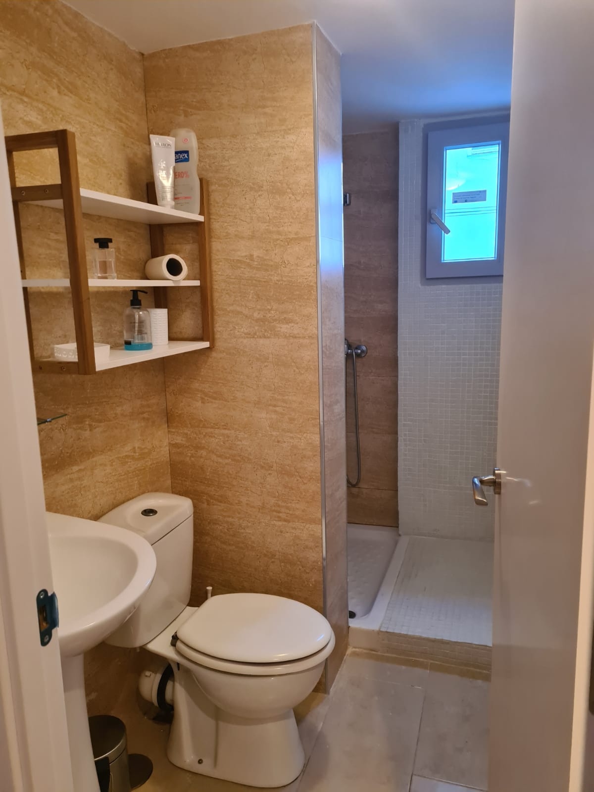 Habitación doble para estudiantes Erasmus en Triana, Sevilla