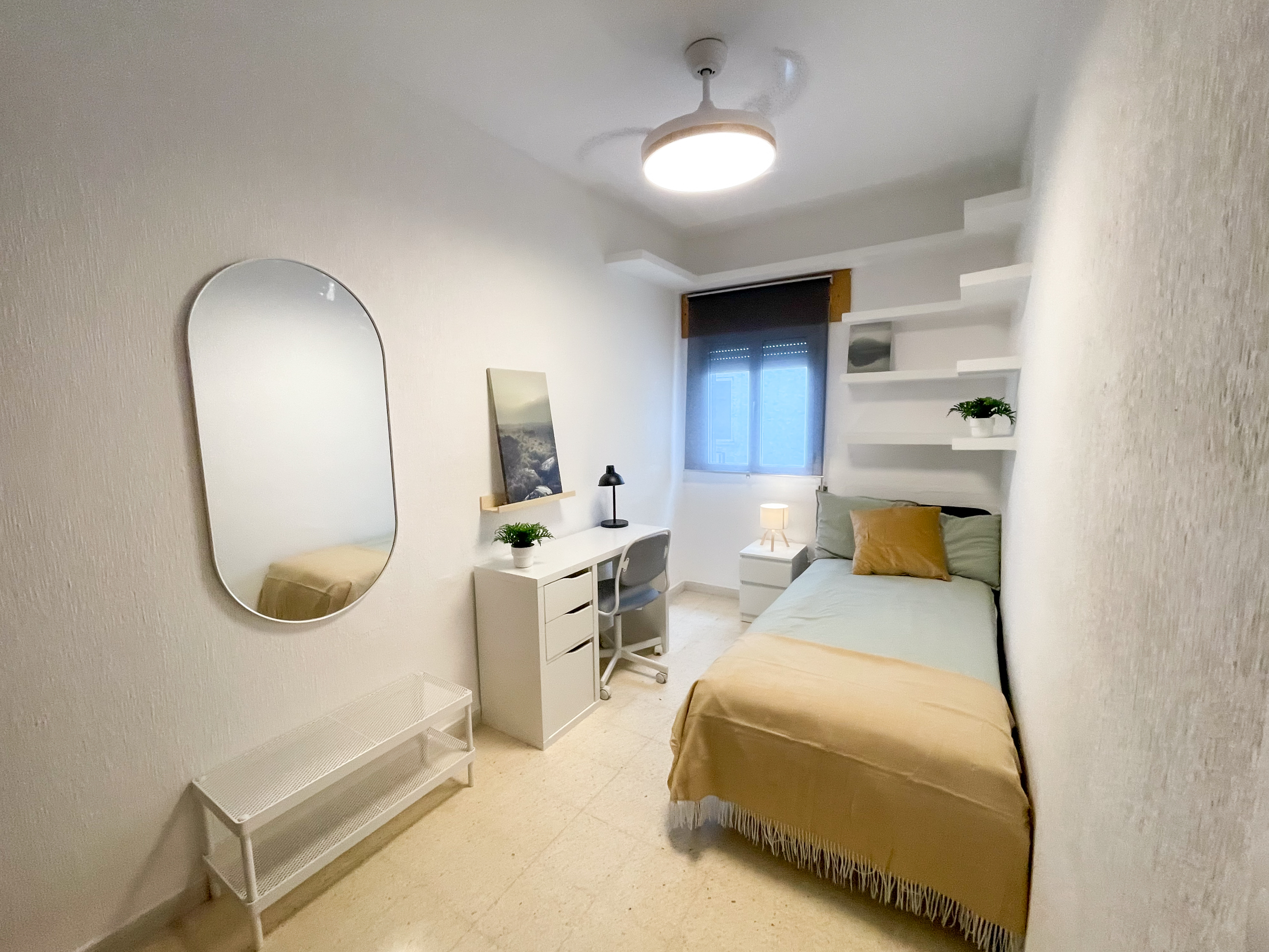 Habitación individual para estudiantes en Triana, Sevilla