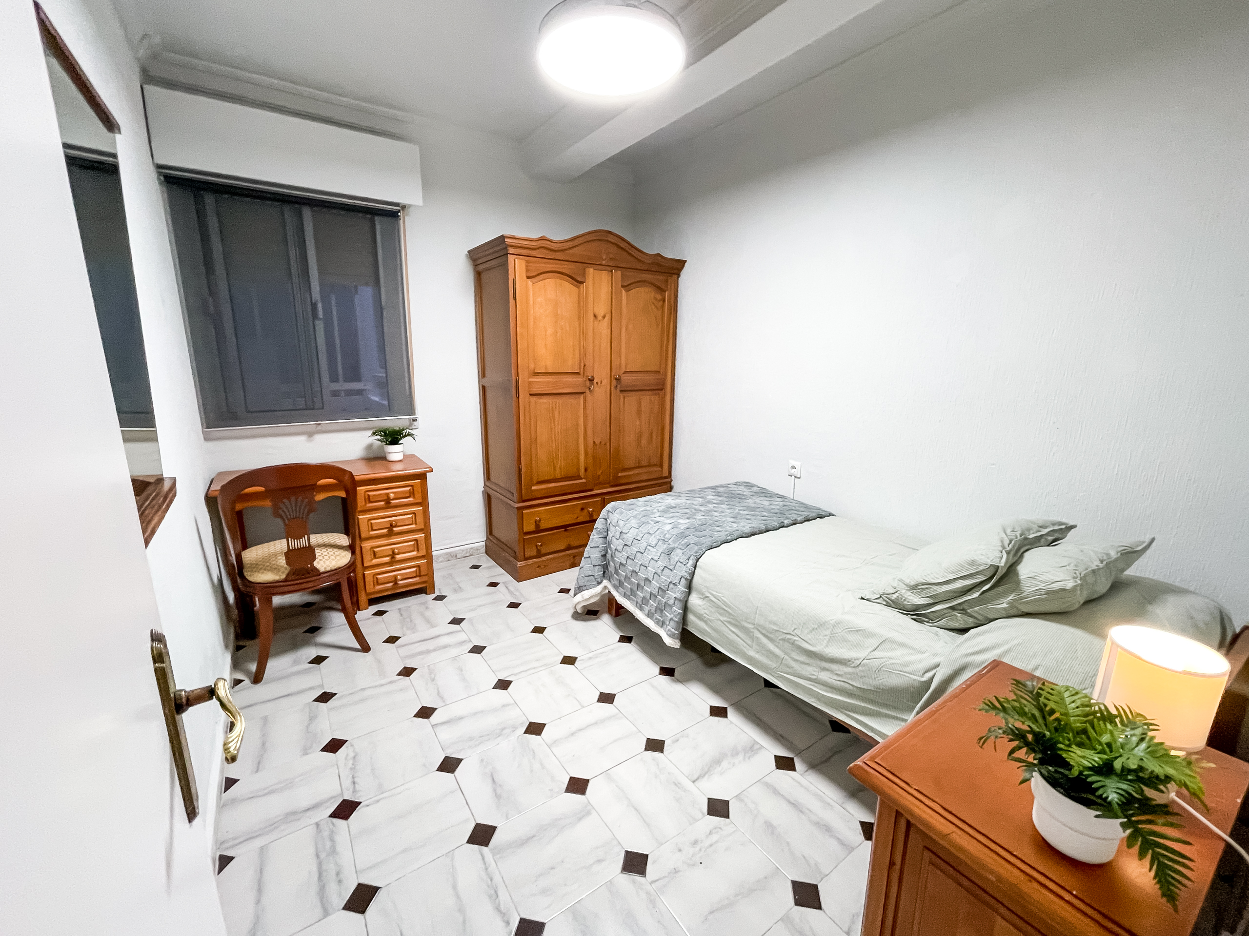 Habitación doble para estudiantes Erasmus en Cruz Roja, Sevilla