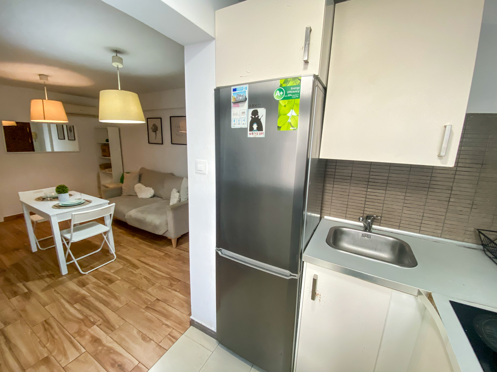 Habitación con escritorio para estudiantes en Triana, Sevilla
