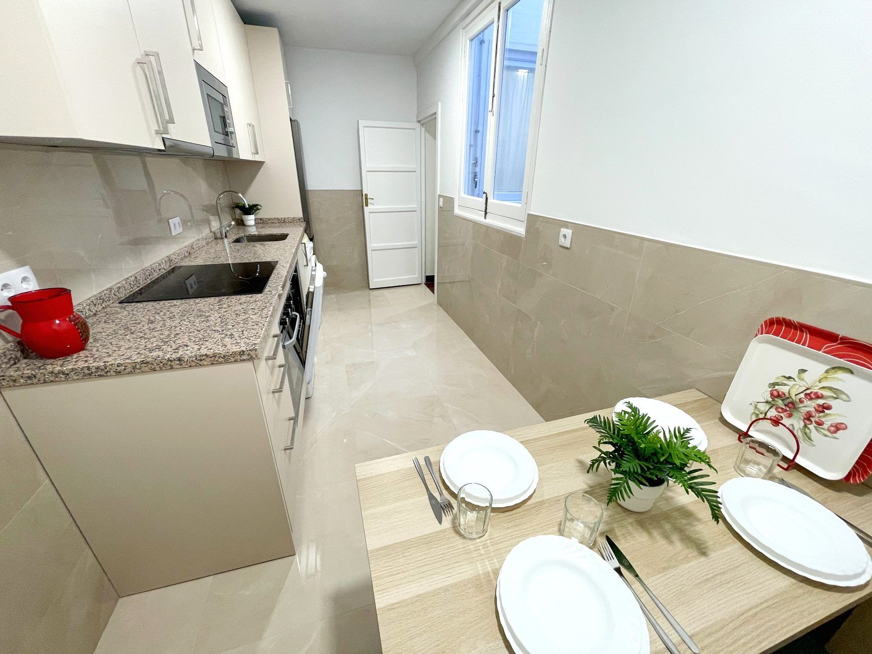 Habitación con baño privado, calle Miguel Mañara, Sevilla