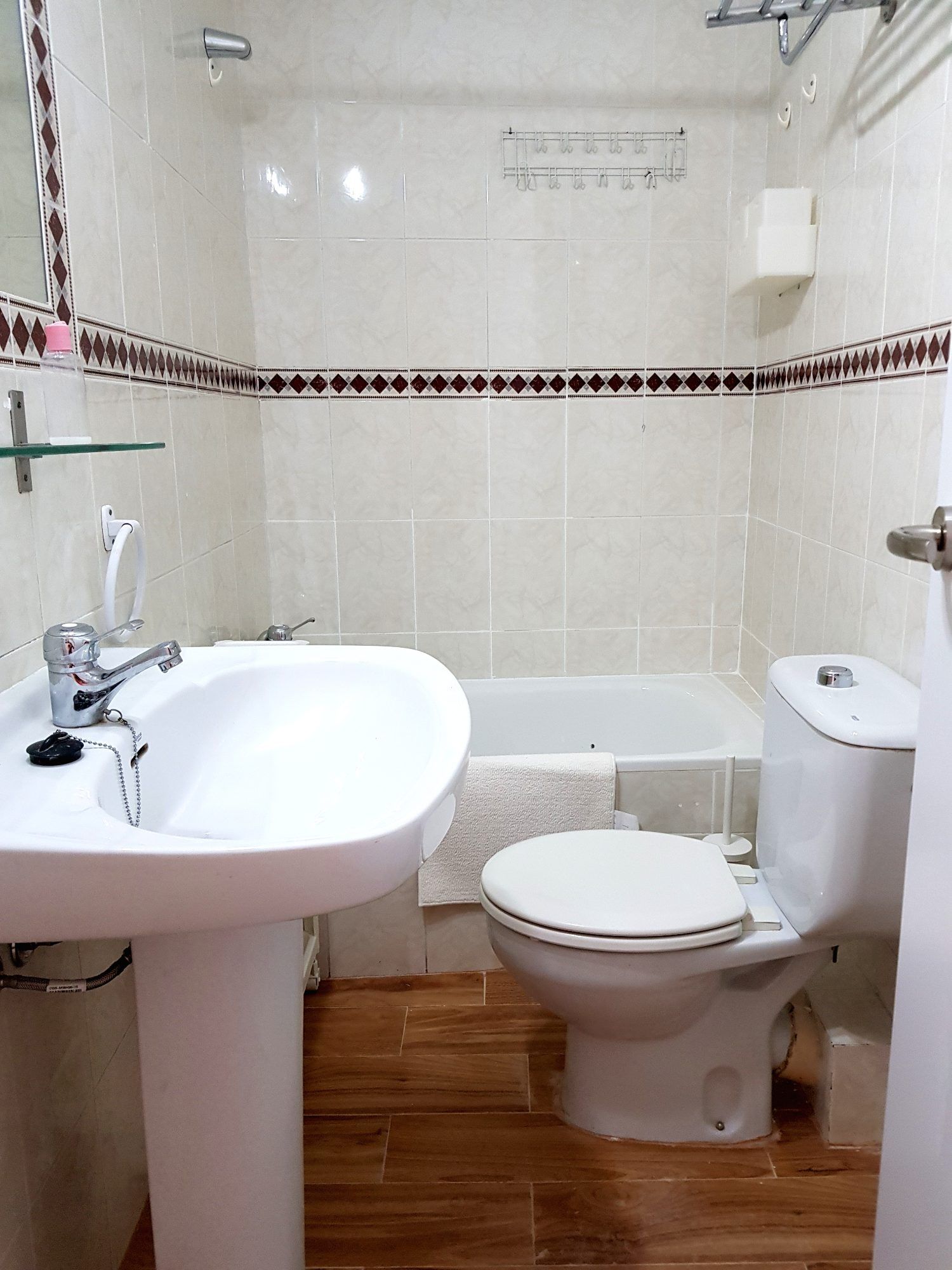 Habitación en calle San Vicente de Paul, Triana, Sevilla