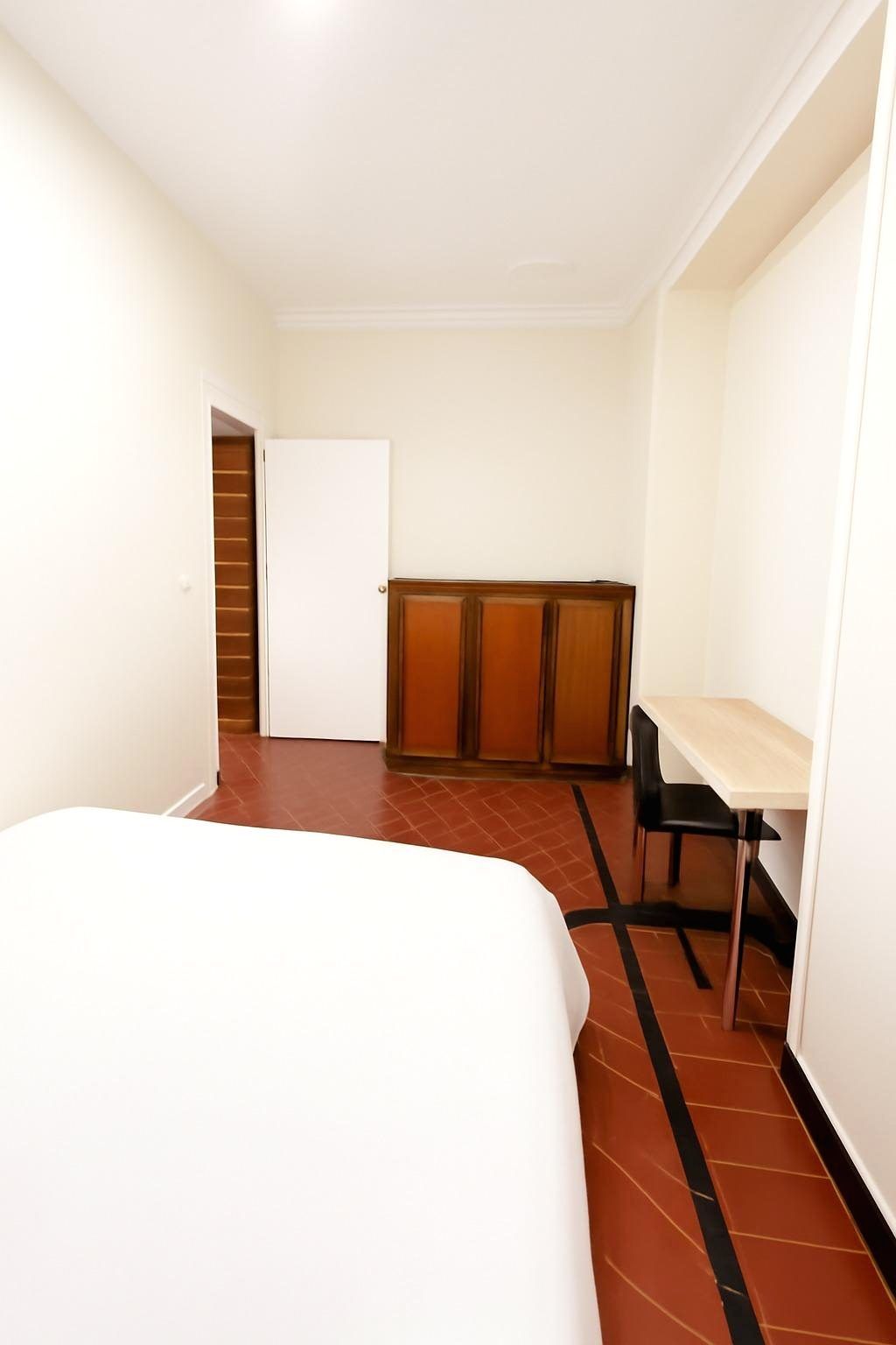 Habitación en el centro de Sevilla, calle Miguel Mañara
