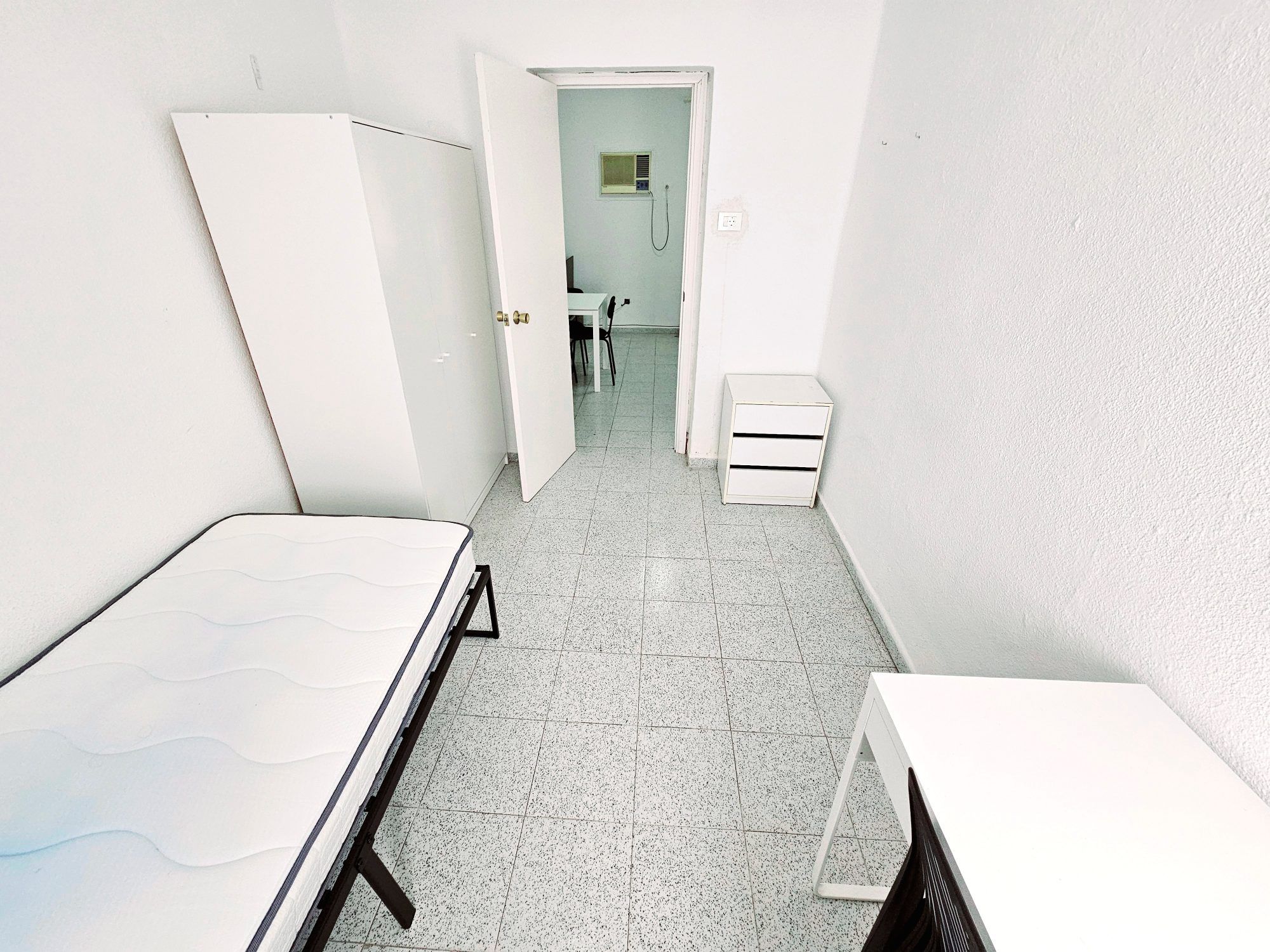 Habitación individual en Macarena, calle Ferrobus, Sevilla