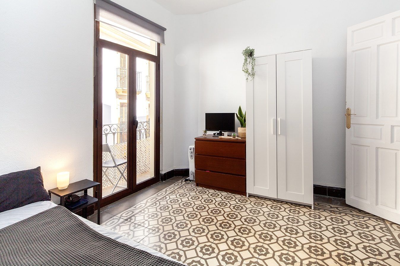 Habitación en el centro, calle Bustos Tavera, Sevilla