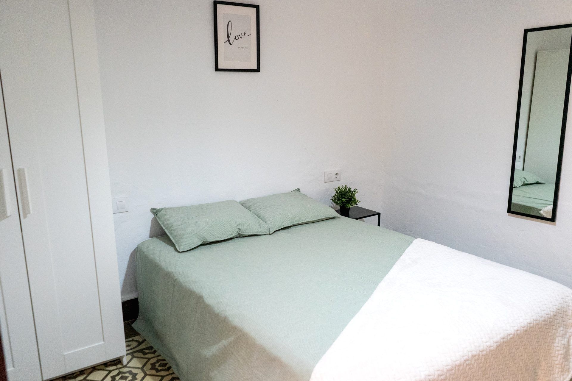 Habitación doble en el centro, calle Bustos Tavera, Sevilla